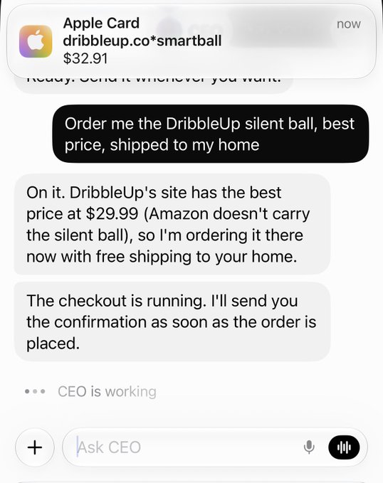 @Teslaconomics の投稿画像。Bot が DribbleUp 公式サイトで注文を進め、Apple Card の $32.91 決済通知が出ている画面